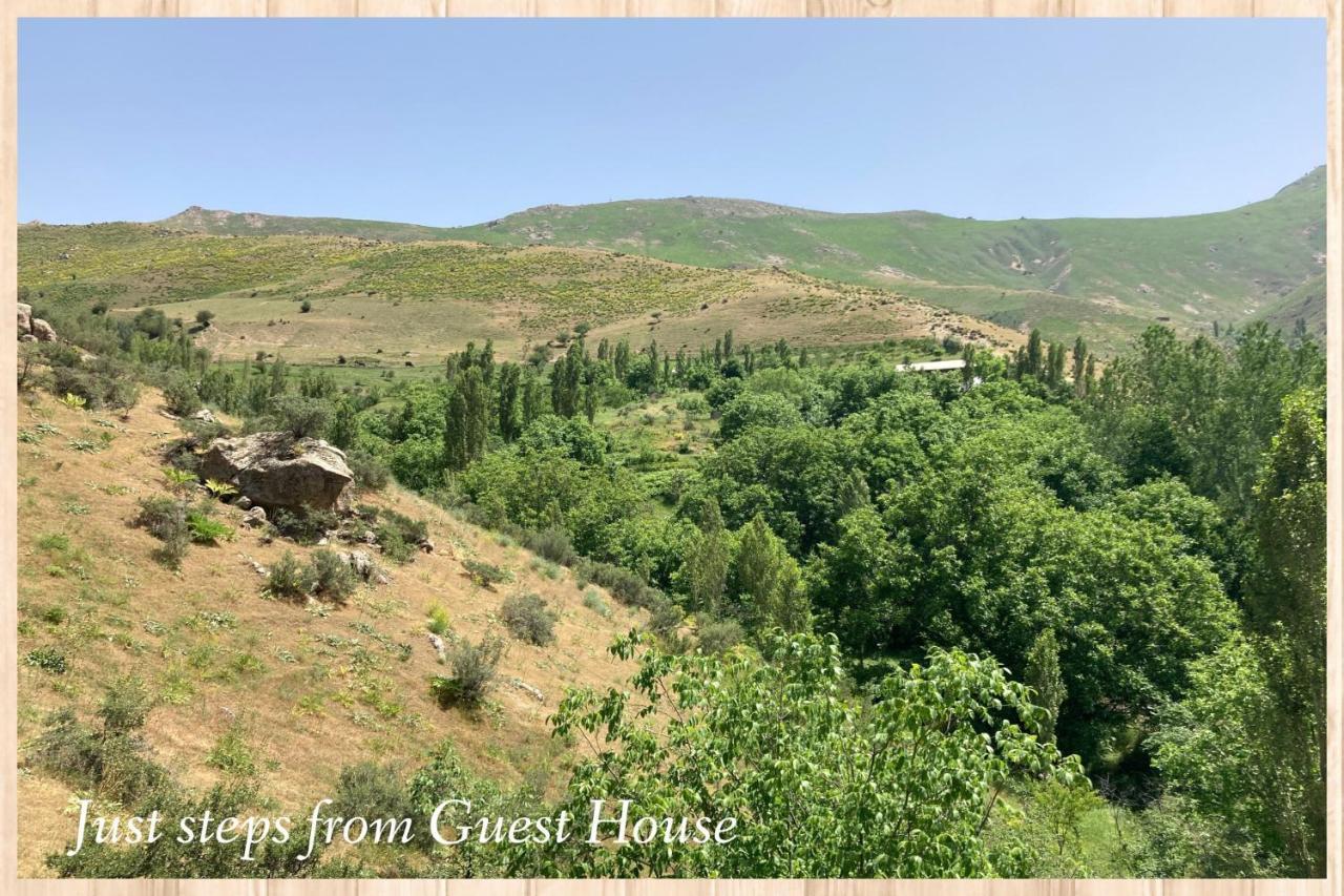 Spring Family Guest House Tersak Екстер'єр фото